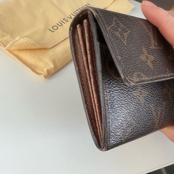 Louis Vuitton Sarah wallet - Picture 5 of 7